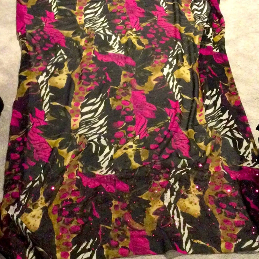 Massimo Fuchsia and Black scarf, coverup sequin large rectangle.